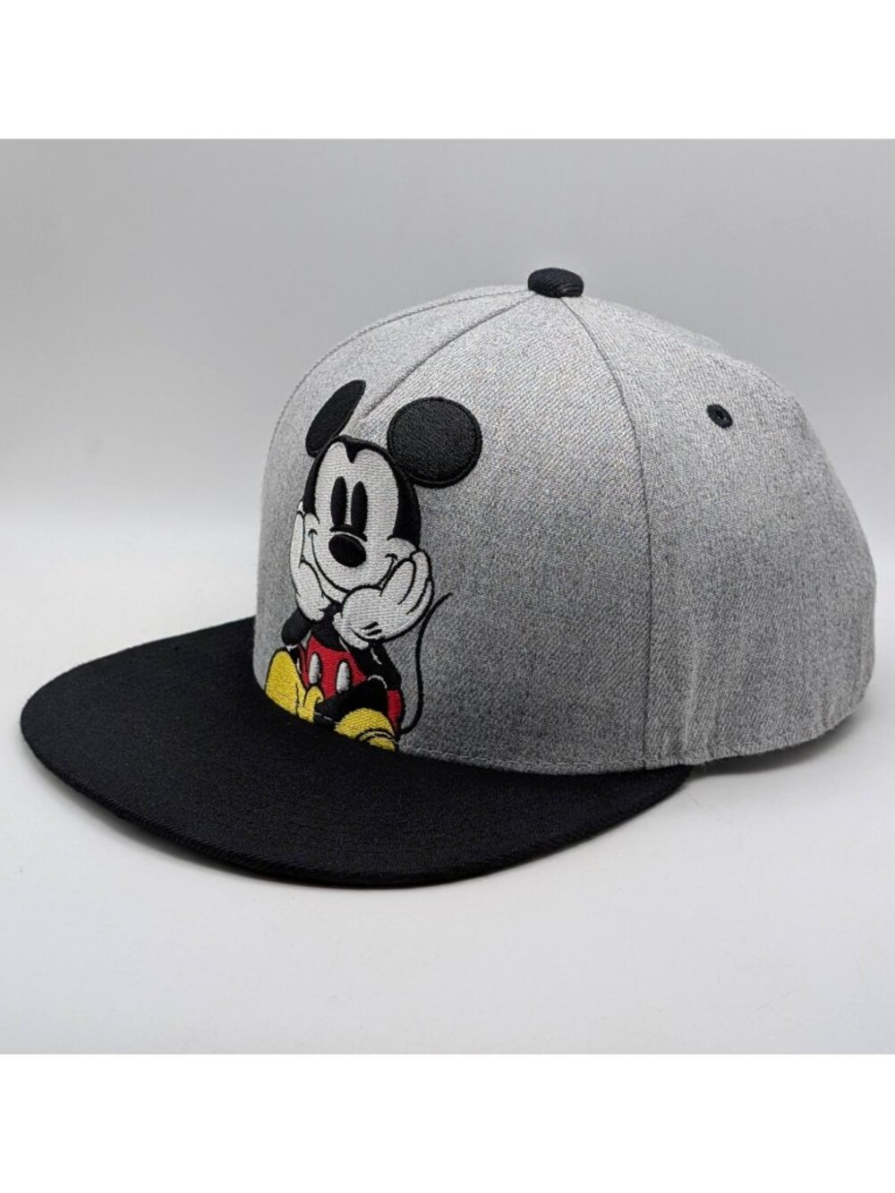 Disney Mickey Mouse Gray Black Hat Cap Snapback Flat Bill Embroidered Adjustable